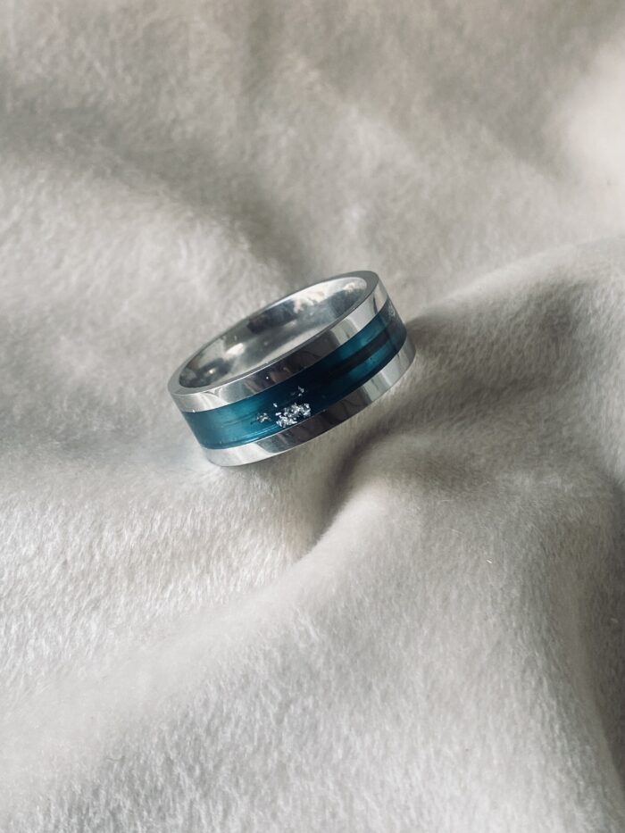 Edelstahlring Infinity - die robuste und zeitlose Fassung für deine Andenken wie Haarlocke, Asche oder auch Andenken an die Stillzeit