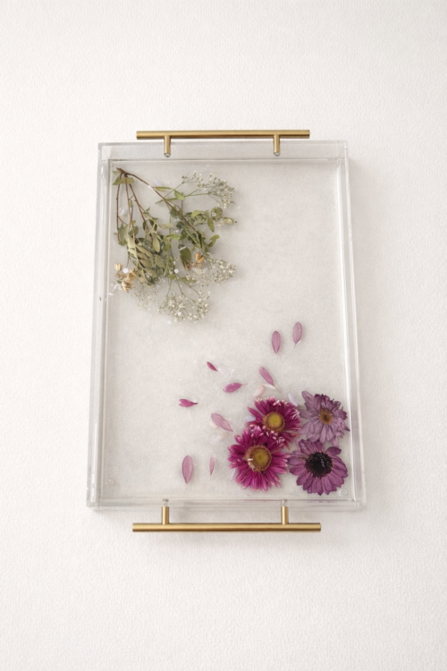 Blumenstrauß konservieren, Brautstrauß verewigt in Serviertablett