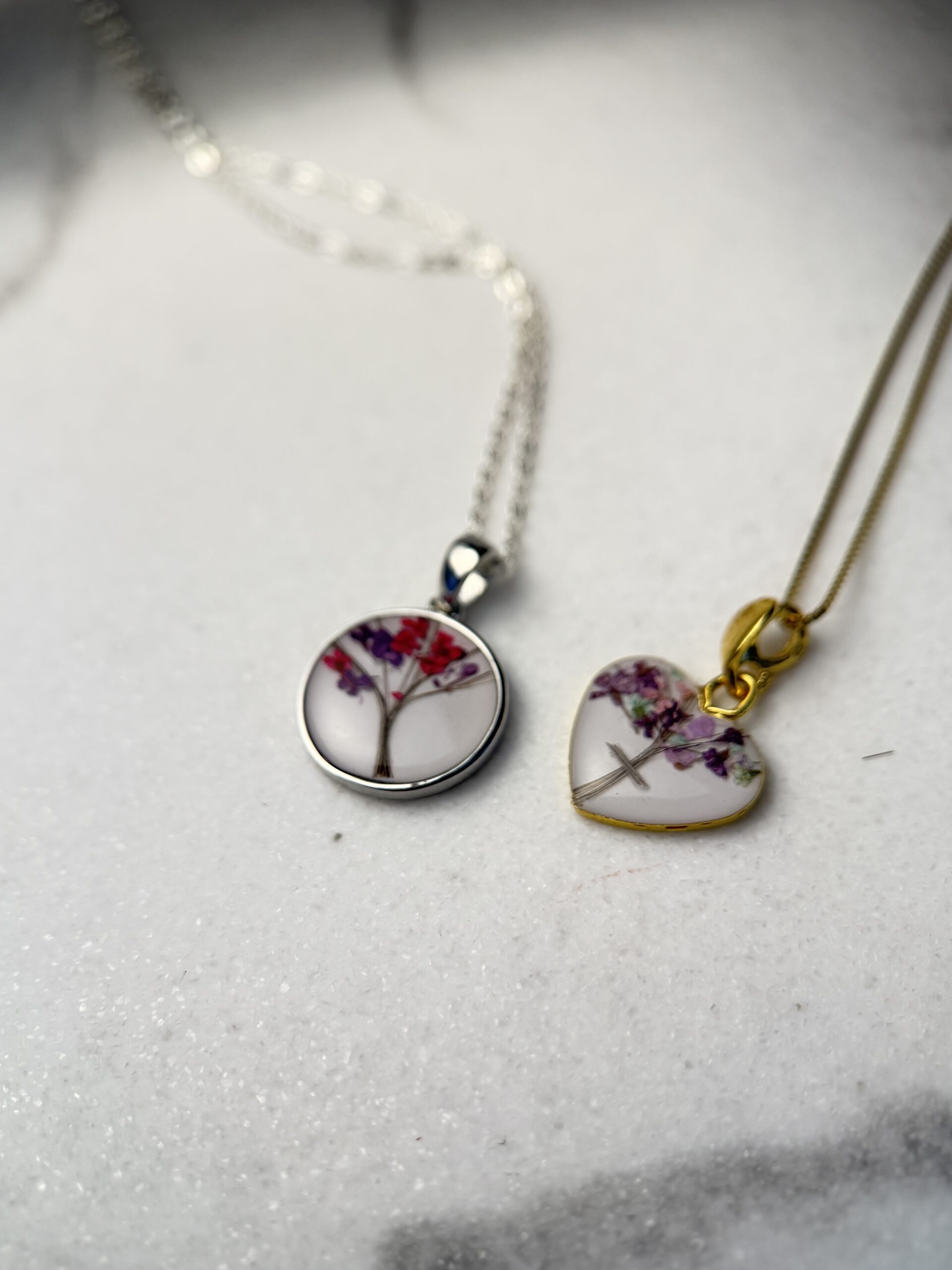 Erinnerungsschmuck, Andenkenschmuck, Blumenkonservierung